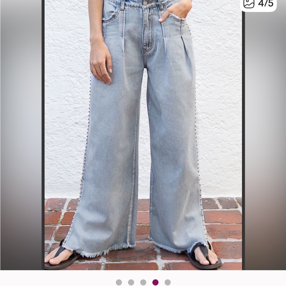 Pol Wide Leg Stud Sides Fray Hem Jeans - New